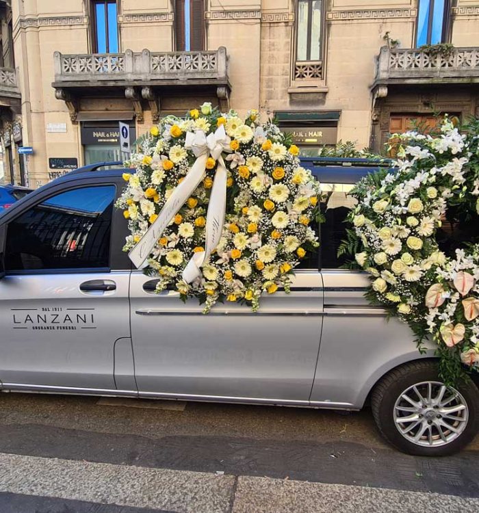 Fiori carro funebre Lanzani Cesano Maderno